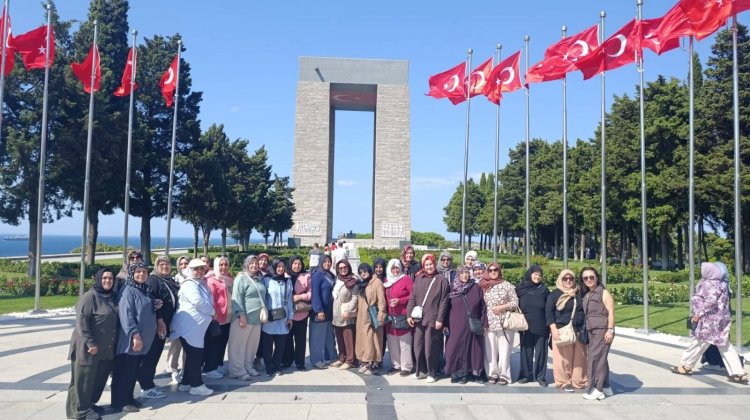 Akhisarlı Kadınlardan Çanakkale’ye Tarih ve Maneviyat Dolu Yolculuk