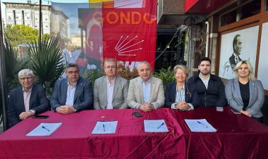 CHP Akhisar’da Bayramlaşma: “Buruk Bir Bayram Yaşıyoruz”