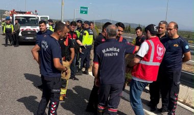 Akhisar’da Trafik Kazası Sonrası Ekipler Seferber Oldu